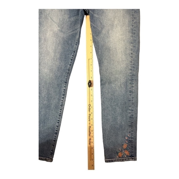 Lucky Brand Cottagecore Floral Lolita Skinny Embroidered Jeans Size 4/27 D1 - Picture 4 of 5